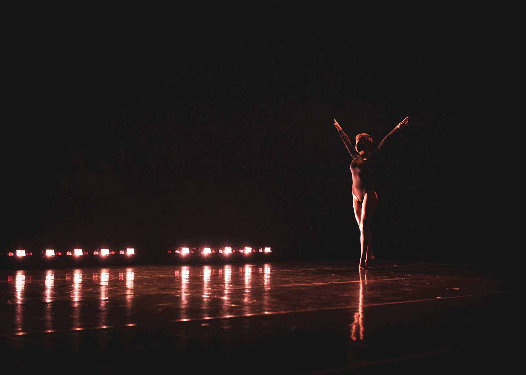 Dance Up Close 10